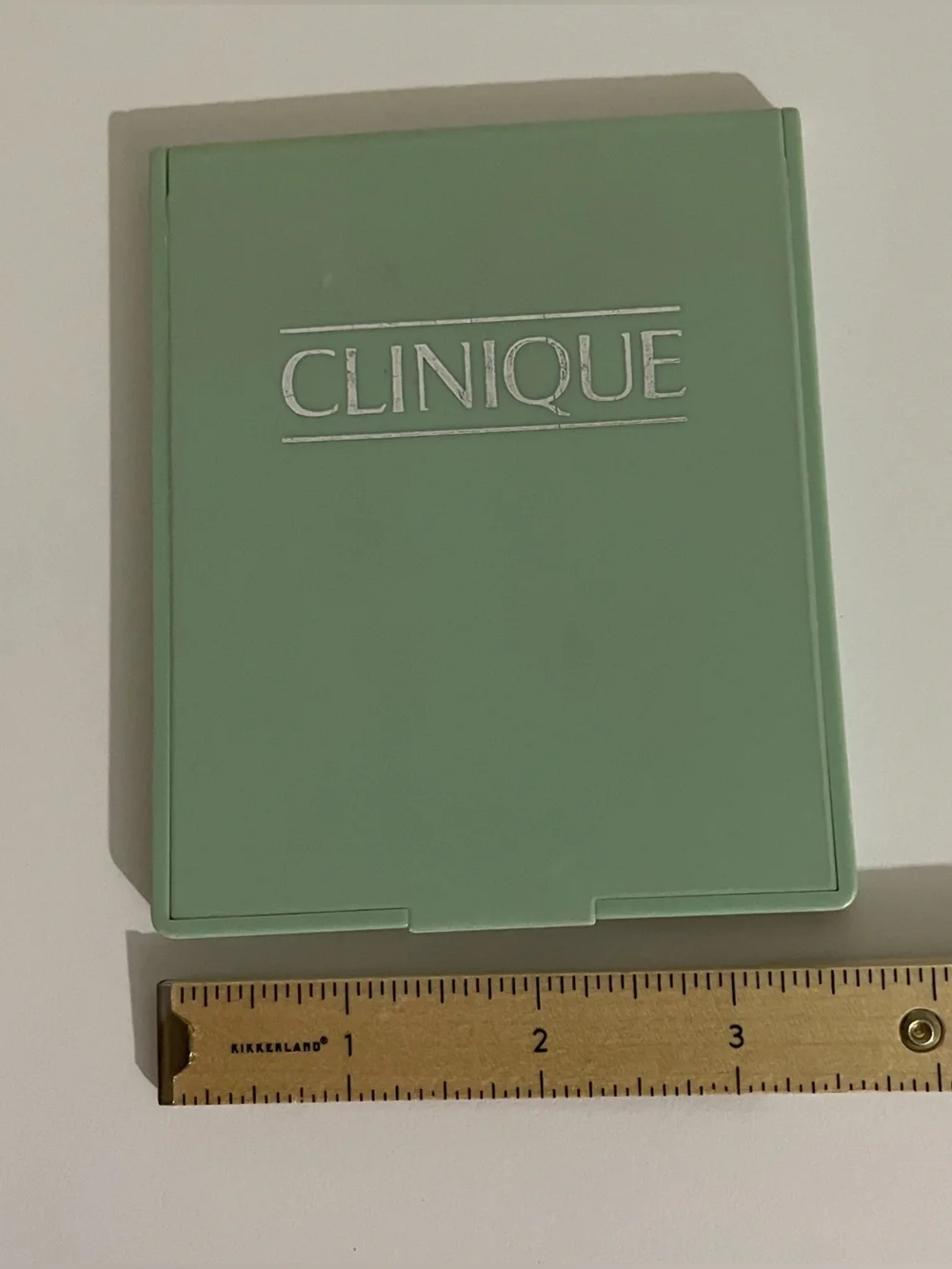 Clinique classic Clinique green folding compact mirror 3.5x4.25”